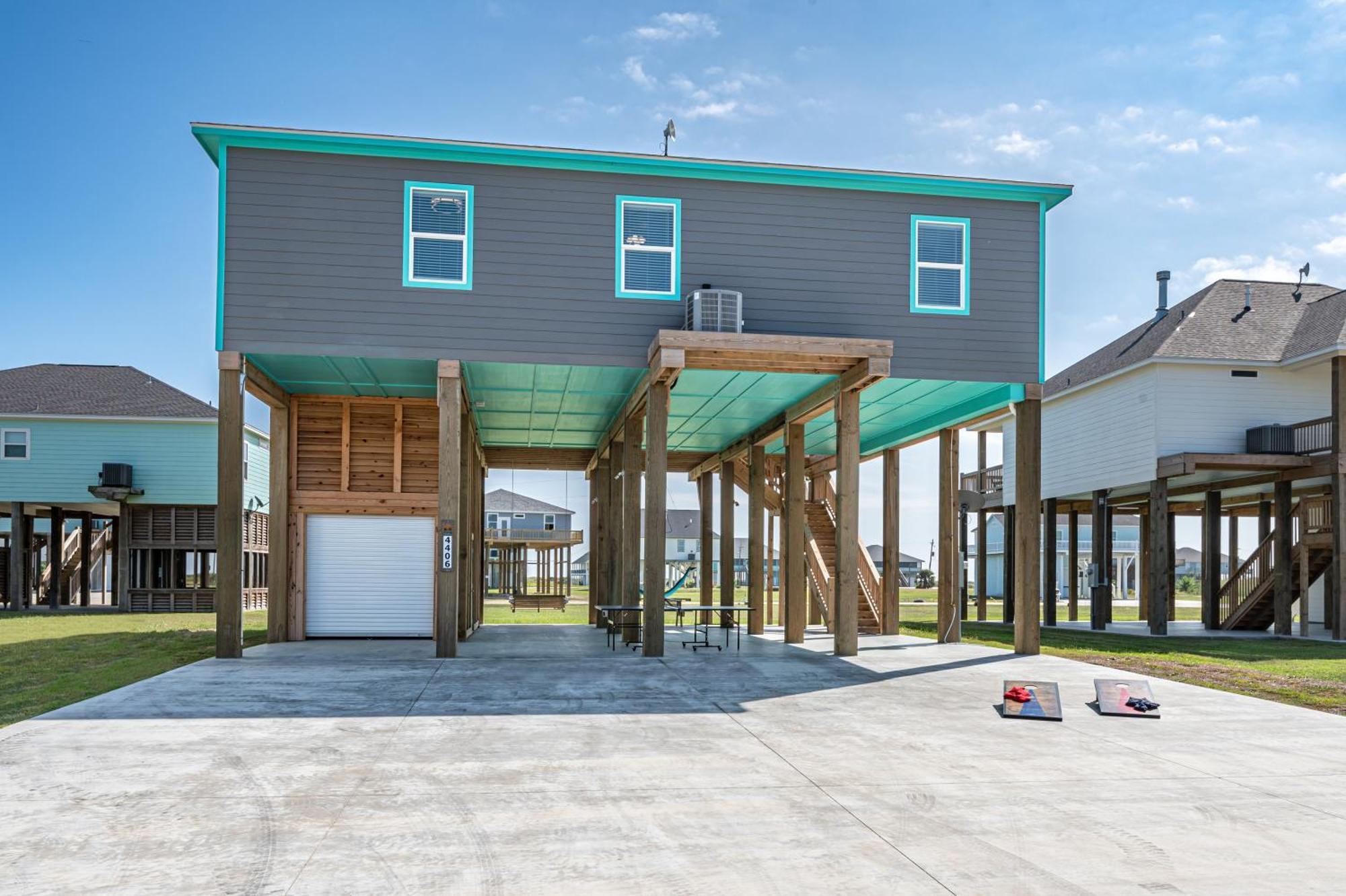 Bolivar Peninsula Stylish 4Br Crystal Beach Retreat Walk To Beach מראה חיצוני תמונה